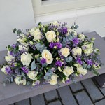 Rouwstuk Ovaal Paars/Wit 80cm